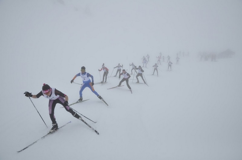 La niebla &quot;esconde&quot; los Juegos Deportivos
